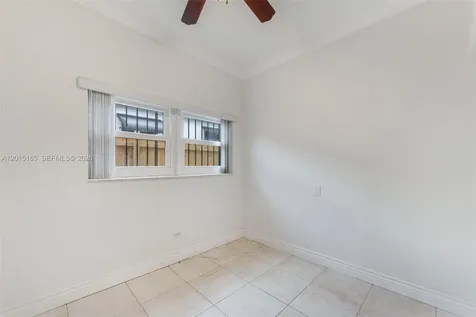 2674 W 8th Court Hialeah FL 33010