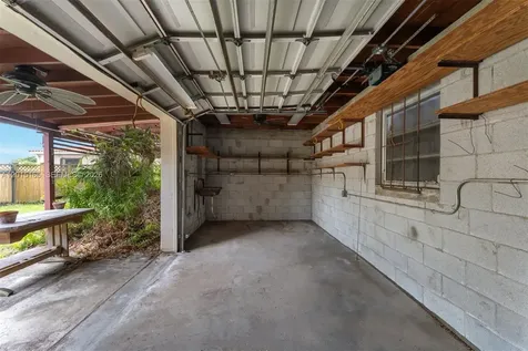 2674 W 8th Court Hialeah FL 33010