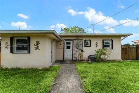 2674 W 8th Court Hialeah FL 33010