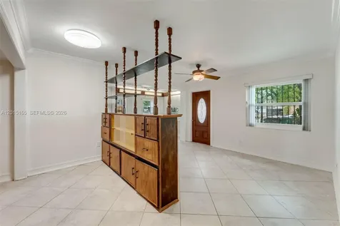 2674 W 8th Court Hialeah FL 33010