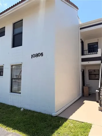 10805 NW 7th Street Miami FL 33172