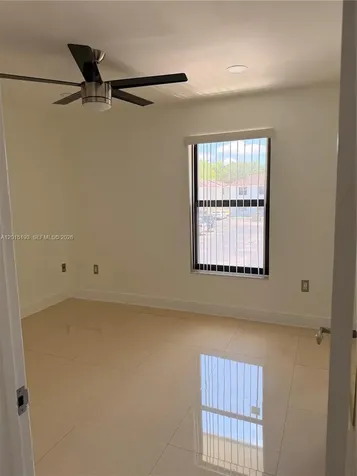 10805 NW 7th Street Miami FL 33172
