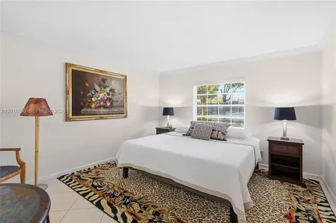 6273 Bay Club Drive Fort Lauderdale FL 33308