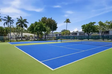 6273 Bay Club Drive Fort Lauderdale FL 33308