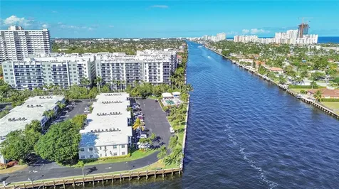 6273 Bay Club Drive Fort Lauderdale FL 33308