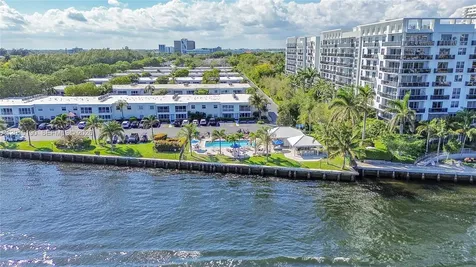 6273 Bay Club Drive Fort Lauderdale FL 33308