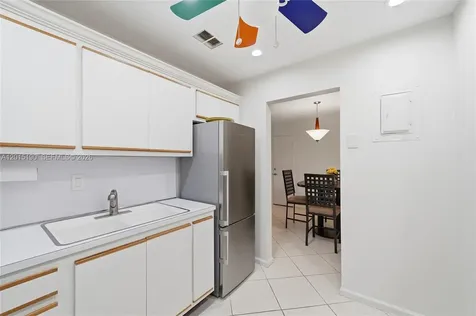 6273 Bay Club Drive Fort Lauderdale FL 33308