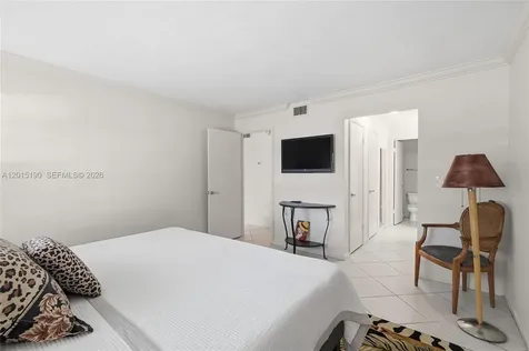 6273 Bay Club Drive Fort Lauderdale FL 33308
