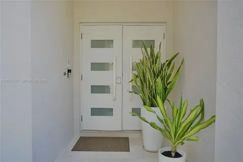 10913 NW 67th Street Doral FL 33178
