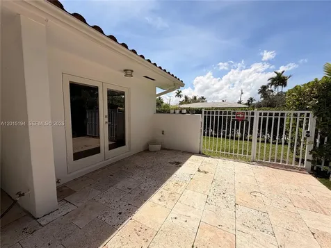 11445 N Bayshore Drive North Miami FL 33181