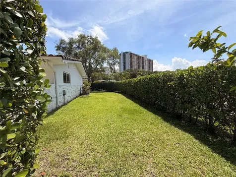 11445 N Bayshore Drive North Miami FL 33181