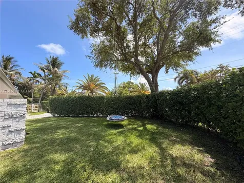 11445 N Bayshore Drive North Miami FL 33181