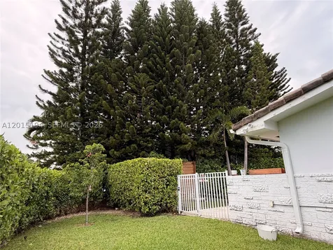 11445 N Bayshore Drive North Miami FL 33181