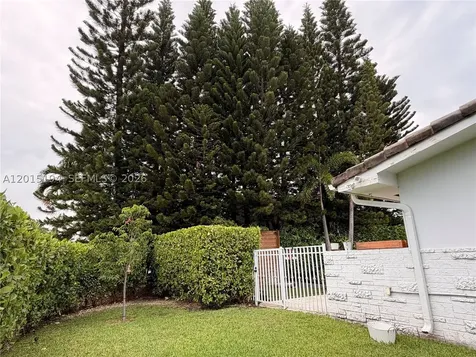 11445 N Bayshore Drive North Miami FL 33181