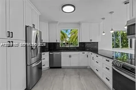 21399 Marina Cove Circle Aventura FL 33180