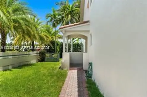 21399 Marina Cove Circle Aventura FL 33180