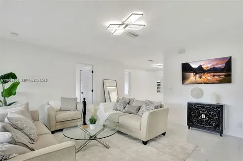 1220 NE 8th Street Pompano Beach FL 33060