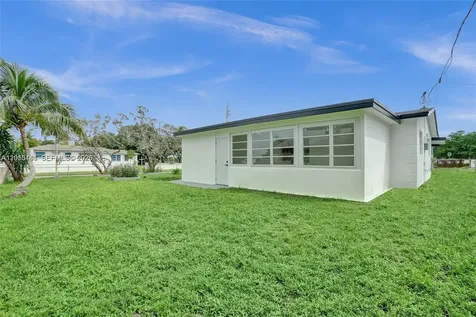 1220 NE 8th Street Pompano Beach FL 33060