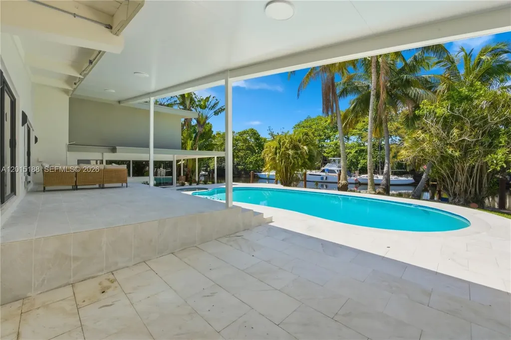 2637 Sugarloaf Lane Fort Lauderdale FL 33312