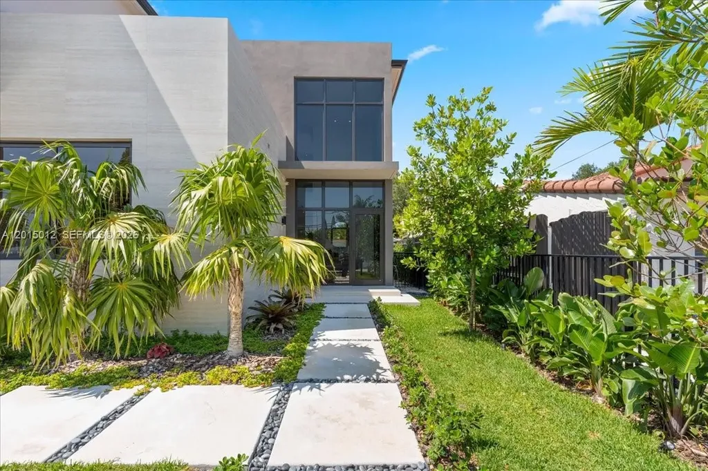 2175 SW 25th Street Miami FL 33133
