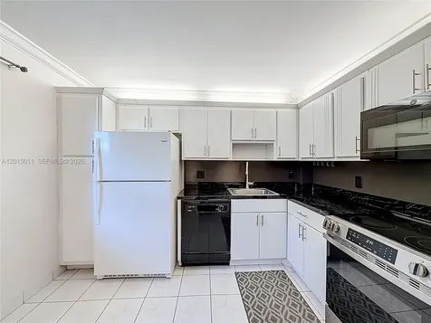 605 Oaks Drive Pompano Beach FL 33069