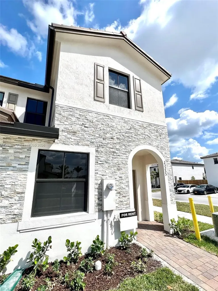 23255 SW 129th Path Homestead FL 33170