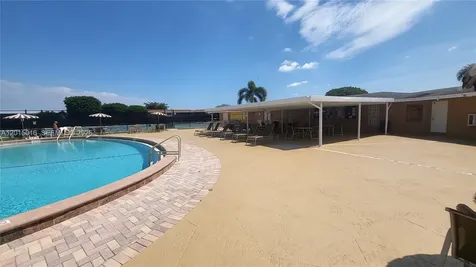 132 Andover F West Palm Beach FL 33417