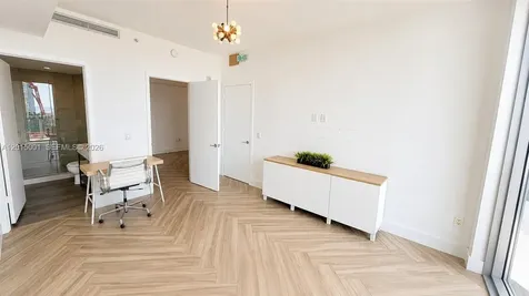 2900 NE 7th Avenue Miami FL 33137