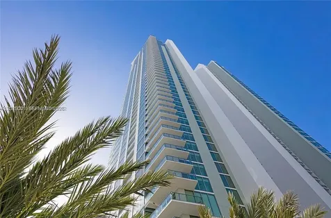 2900 NE 7th Avenue Miami FL 33137