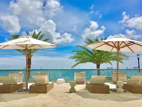 2900 NE 7th Avenue Miami FL 33137