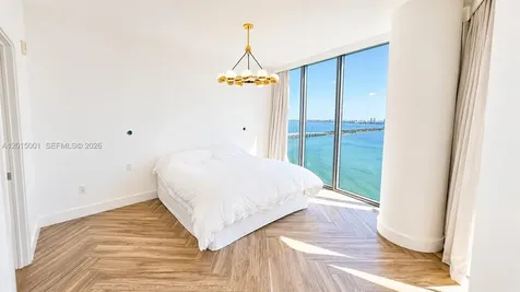 2900 NE 7th Avenue Miami FL 33137