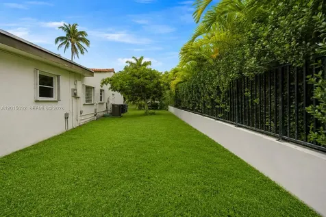 363 S Hibiscus Drive Miami Beach FL 33139