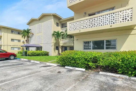 11930 NE 19th Drive North Miami FL 33181