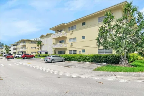 11930 NE 19th Drive North Miami FL 33181
