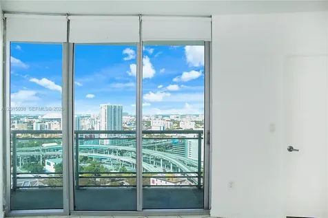350 S Miami Avenue Miami FL 33130