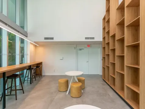 350 S Miami Avenue Miami FL 33130