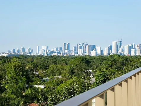 2678 Tigertail Avenue Miami FL 33133