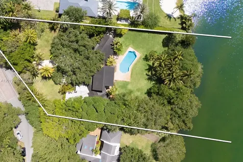 5340 Banyan Drive Coral Gables FL 33156