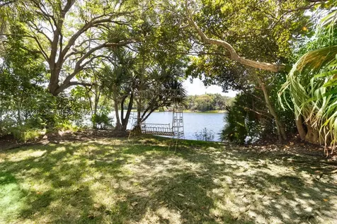 5340 Banyan Drive Coral Gables FL 33156