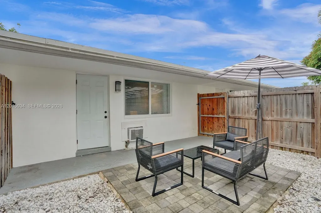 1239 NE 15th Avenue Fort Lauderdale FL 33304