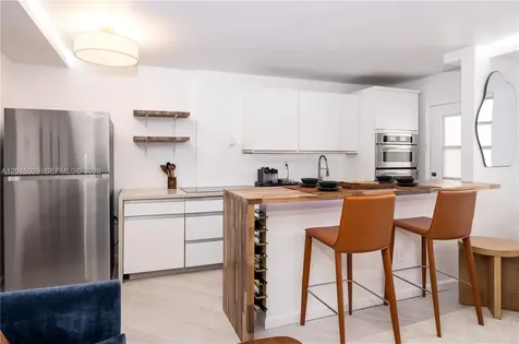 525 Meridian Avenue Miami Beach FL 33139