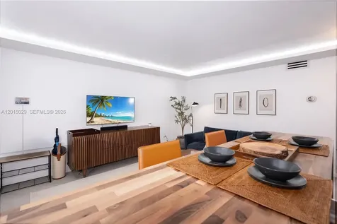 525 Meridian Avenue Miami Beach FL 33139