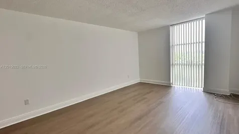 North Miami FL 33181
