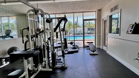 North Miami FL 33181