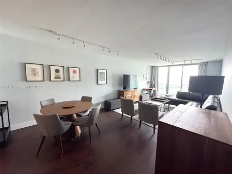 19380 Collins Avenue Sunny Isles Beach FL 33160