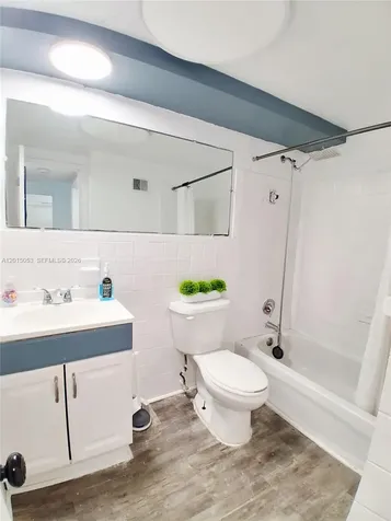 1450 NE 170th Street North Miami Beach FL 33162