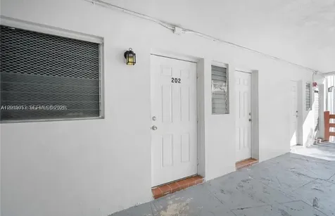 1450 NE 170th Street North Miami Beach FL 33162