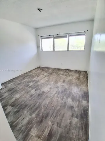 1450 NE 170th Street North Miami Beach FL 33162