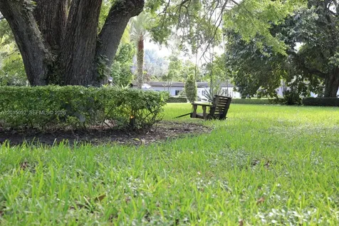 5250 SW 62nd Avenue Miami FL 33155