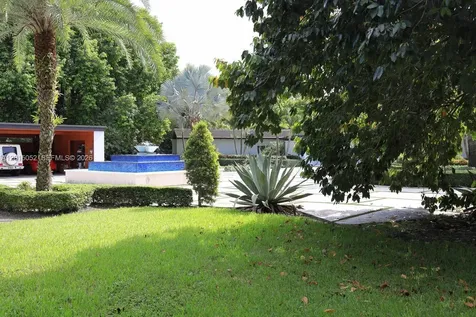5250 SW 62nd Avenue Miami FL 33155